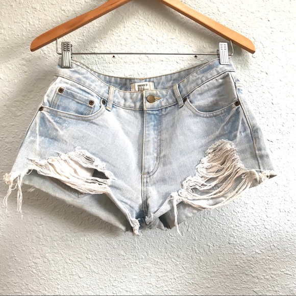 Forever 21 Pants - Forever 21 Light Wash Distressed Shorts Size 27